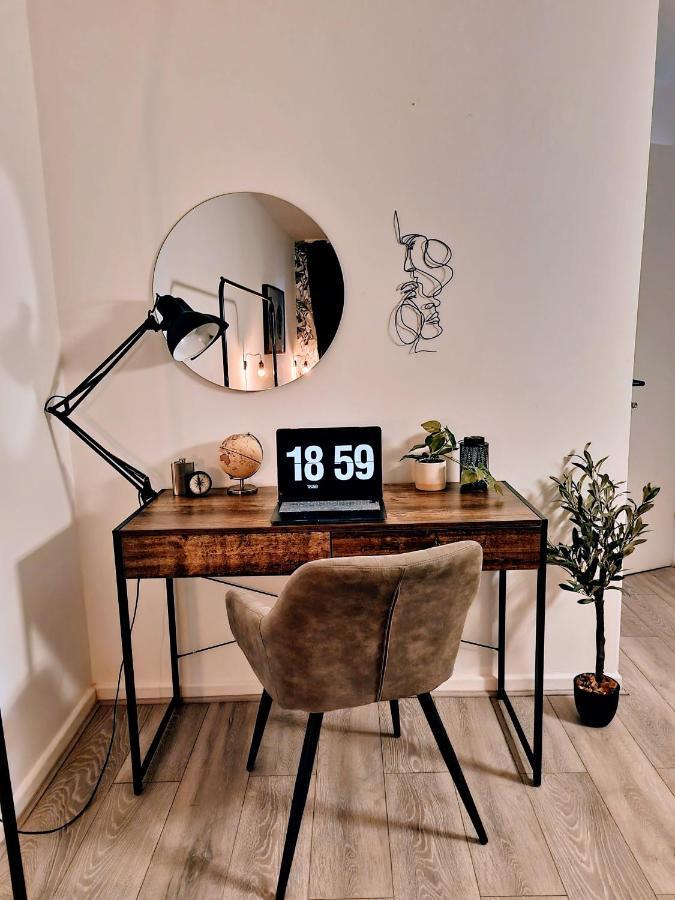 Spacious And Modern Flat In Archway 런던 외부 사진
